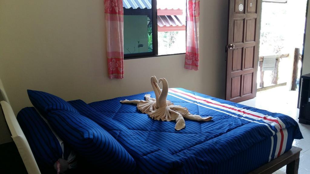 Baansanook Resort & Swimming Pool Ко Чанг Экстерьер фото